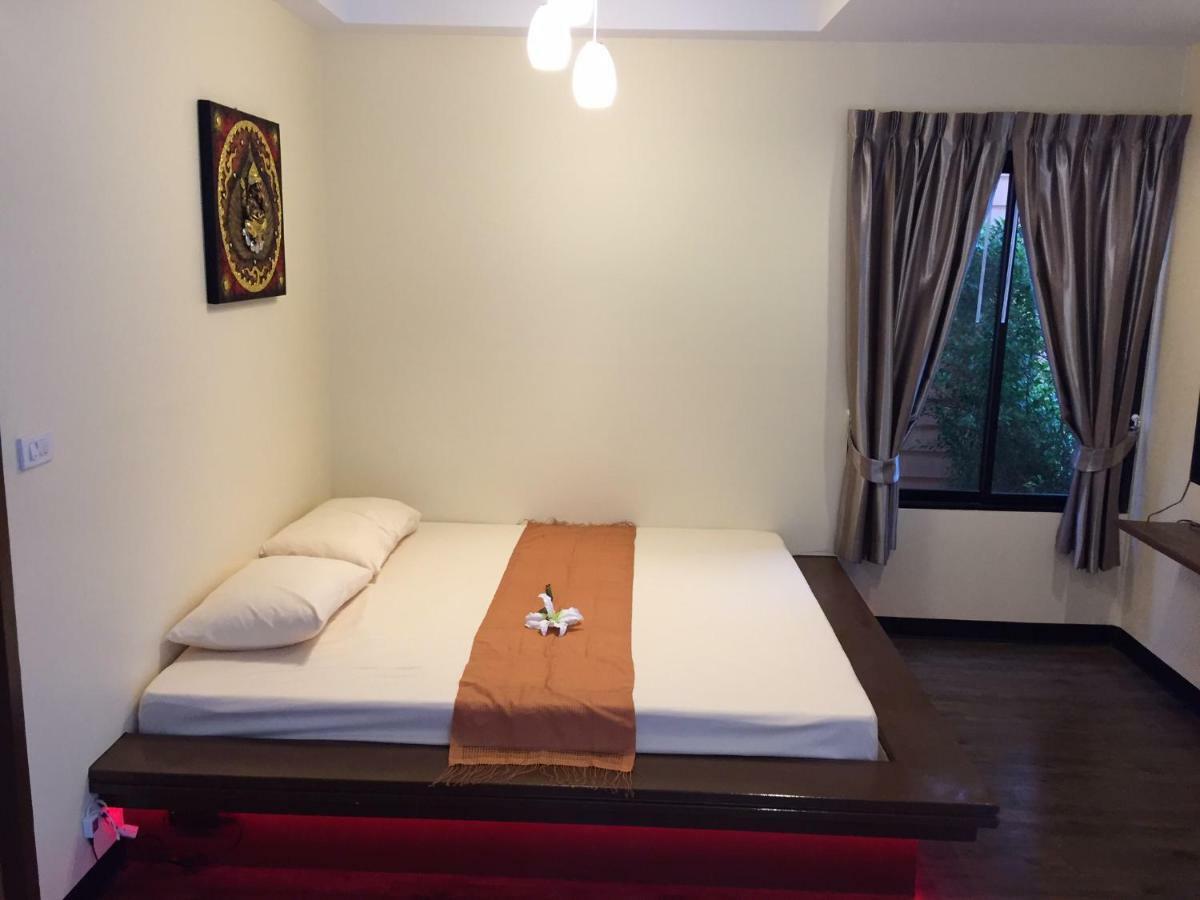 Angie Resort At Sapan Mai Bangkok Exterior photo