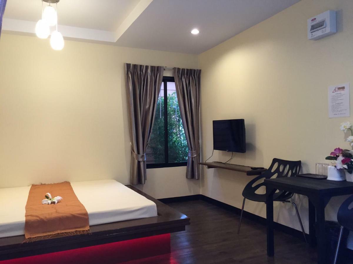 Angie Resort At Sapan Mai Bangkok Exterior photo